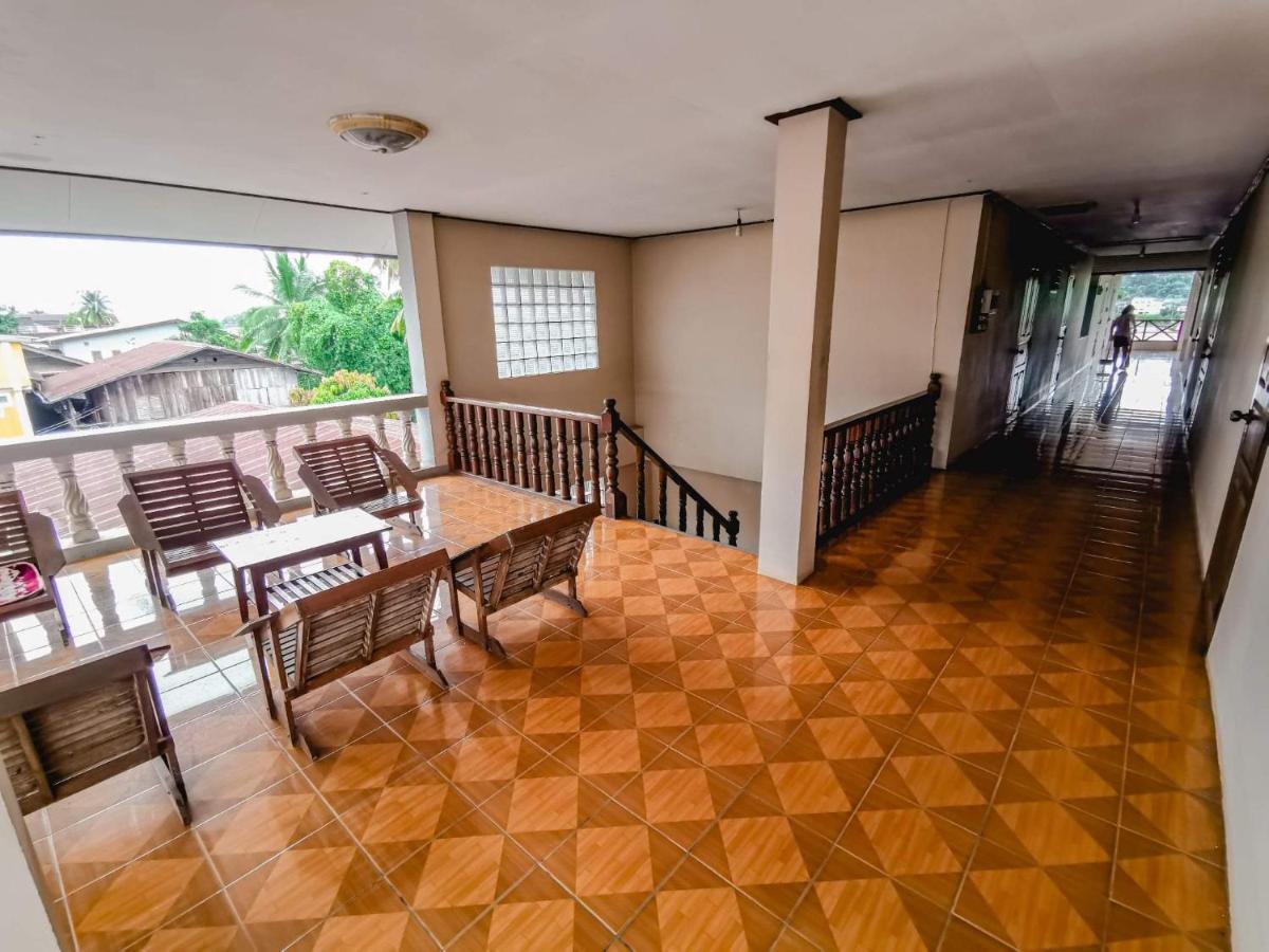 Sabaydee Guesthouse 반 후안사이 외부 사진